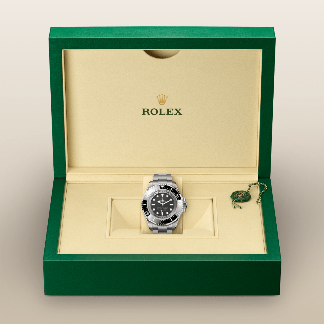 レゴリスです。 Rolex Deepsea M126067-0002 – deBoulle Diamond & Jewelry