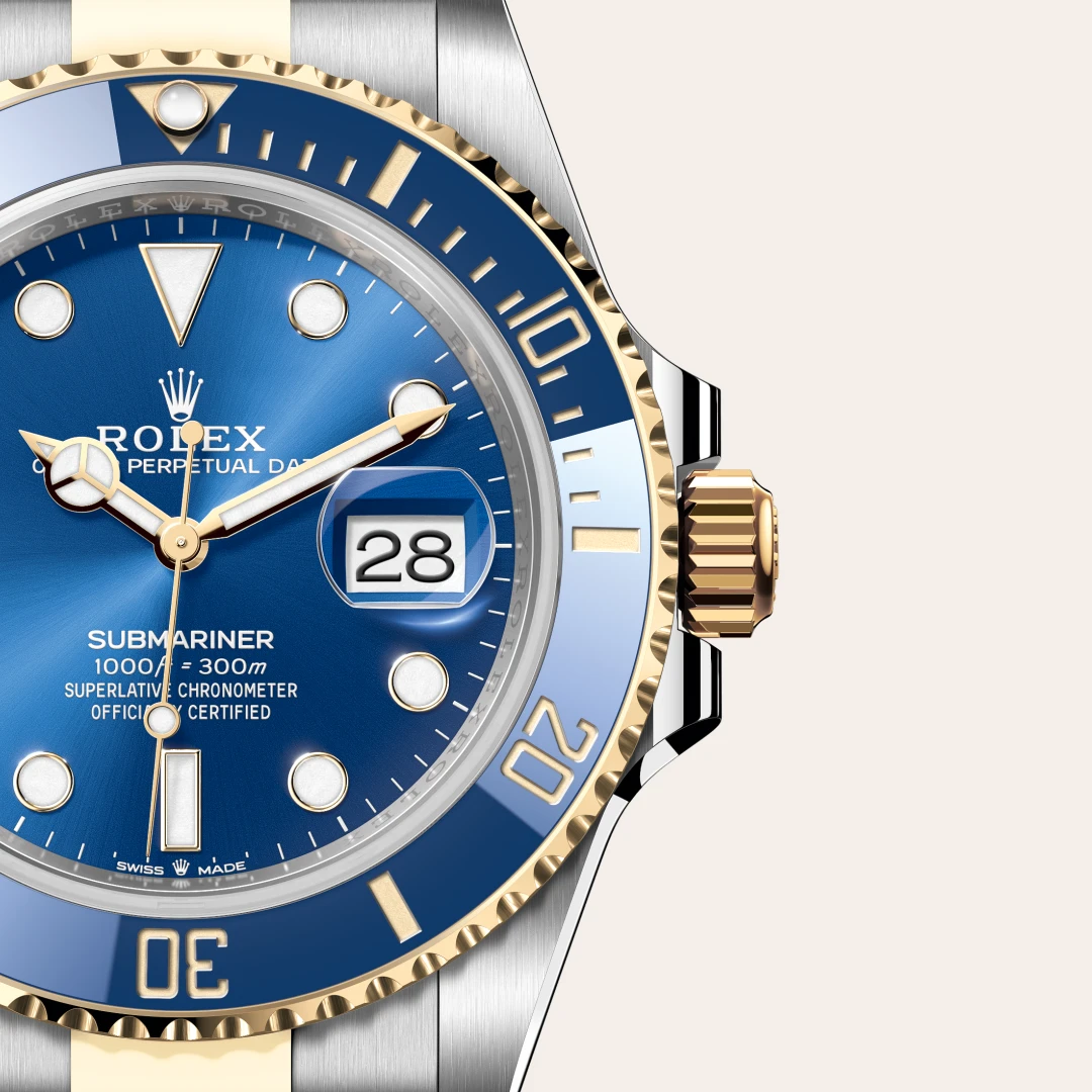 Rolex Submariner Date in Yellow Rolesor - combination of