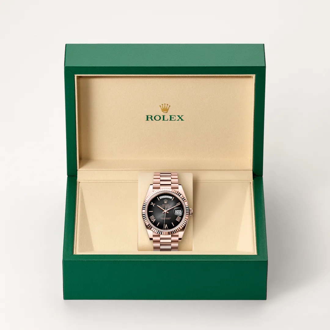 Rolex Day-Date 40 in 18 kt Everose gold, M228235-0055 | Tapper's